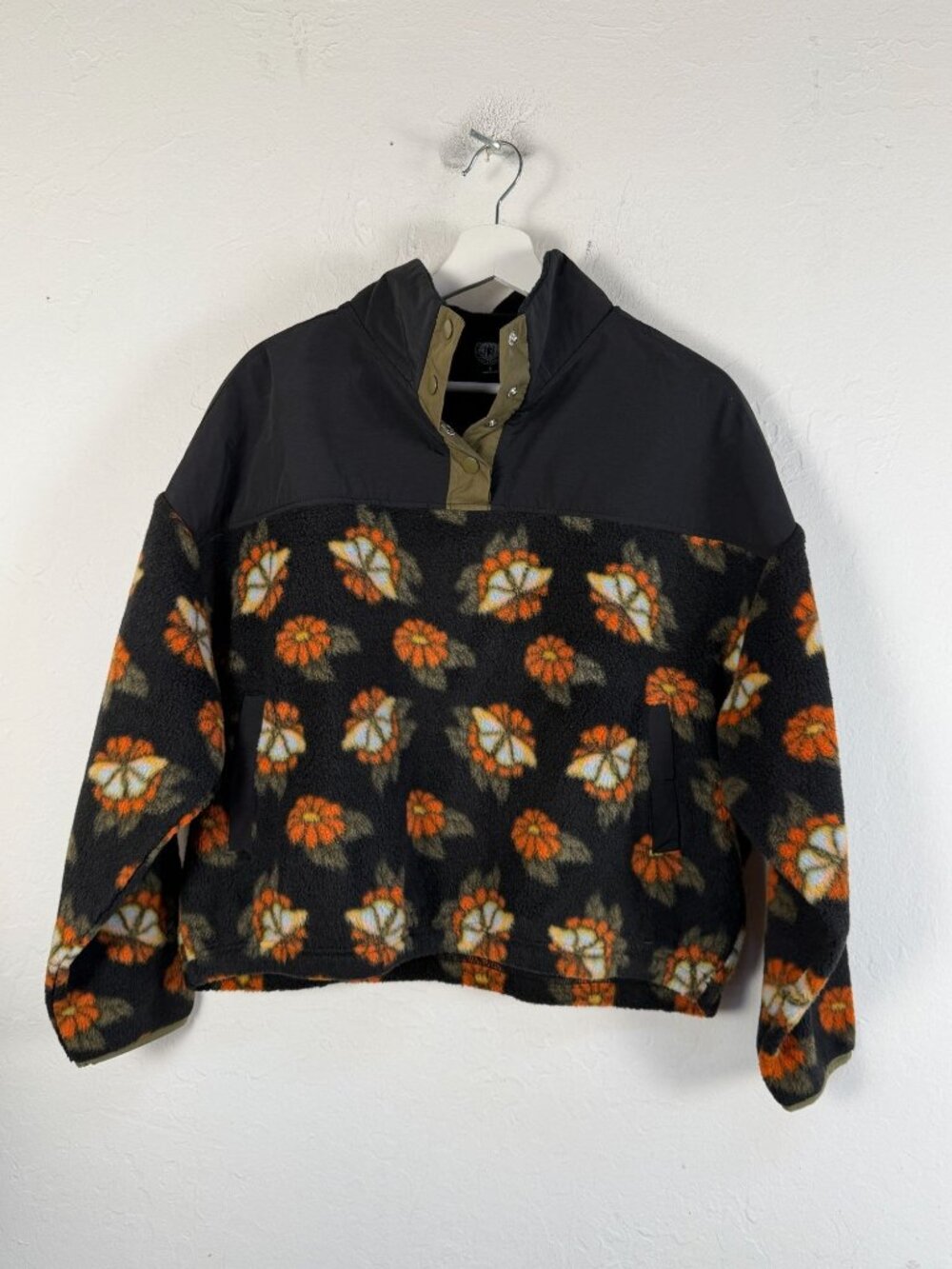 PacSun Butterfly Garden Half Snap Sherpa Sweatshirt Green Crop Fleece Small New